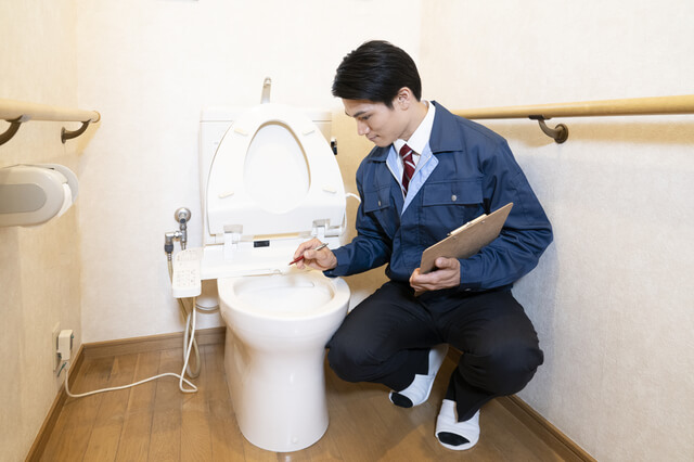 トイレ配管修理を専門業者に依頼する際の注意点