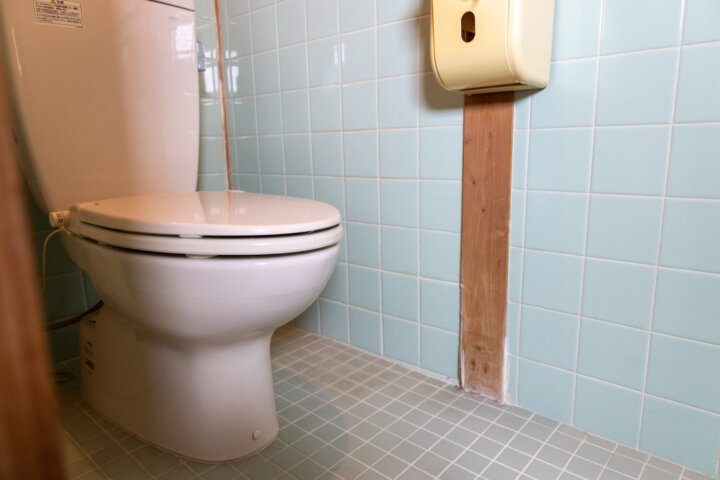 トイレの配管水漏れの原因